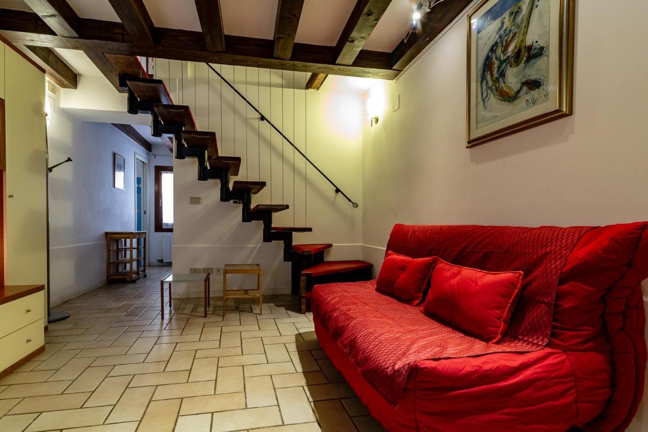 Veneziacentopercento Apartments & Rooms Экстерьер фото